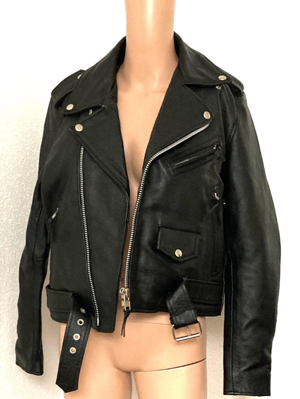 The Alley Chicago Black Biker Jacket Women’s M Zip Front Belted with Pockets